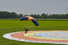 b-condor-parachute©pdg-2702-640x480